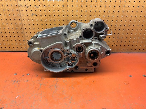 Engine case set - set, cases