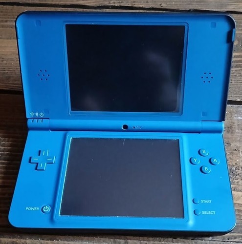 Nintendo dsi console - nintendo,