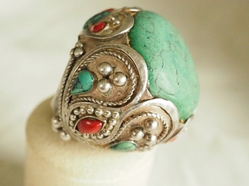 Tres grosse bague - tres,