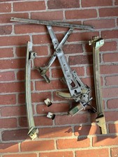 Nissan 300ZX Z31  Passenger Right Power Door Window Regulator and guides Tracks