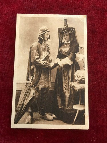Old postcard costume n145 - old,