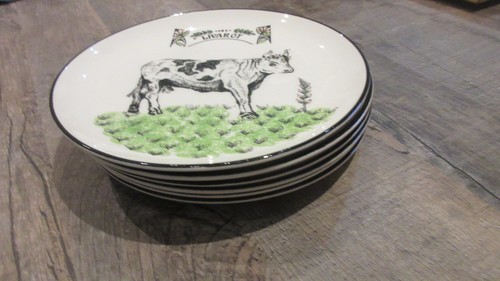 Lot assiettes fromages en - a,