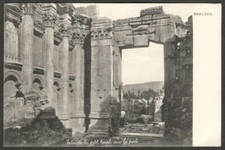 AOP Interieur du petit temple