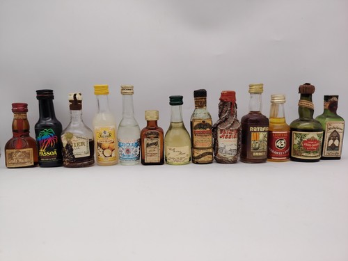 Lot mignonettes - lot, 13