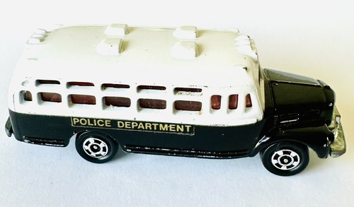 Tomica isuzu bonnet - isuzu,