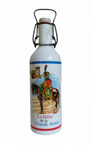 Bouteille métal bière - la, de