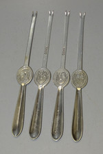 -4 FOURCHETTES A CRUSTACES