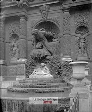 Fontaine Medici, Paris, glass plate, old photo, negative 9x12 cm