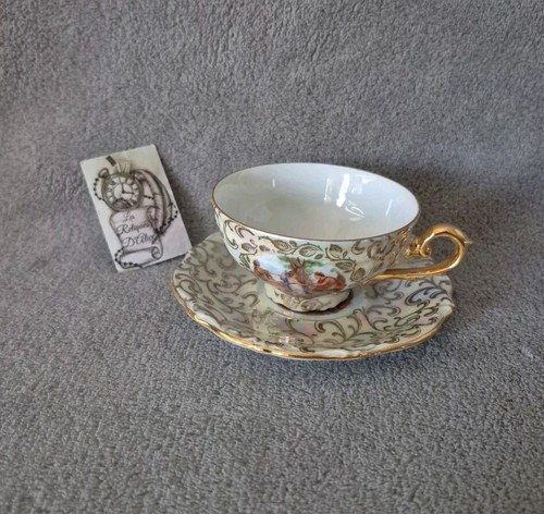 Tasse sous en - tasse,
