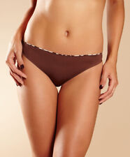 String taille 42 (40 eu)