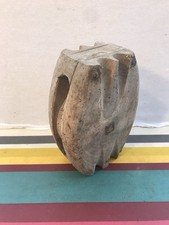 Poulie Ancienne En Bois Pour