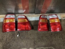 Toyota Land Cruiser 100 Series UZJ100 HDJ100 Genuine Rear Tail Light from japan