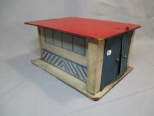 AR964 CIJ UTIA GARAGE WOOD SERVICE STATION TOLE SMALL MODEL INCOMPLETE