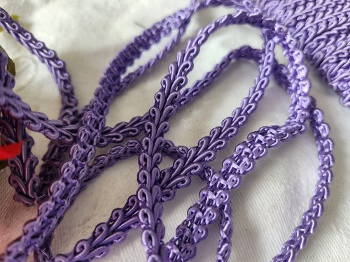 Galon vintage violet satiné