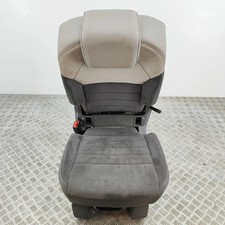 VOLKSWAGEN MULTIVAN T7 Siège