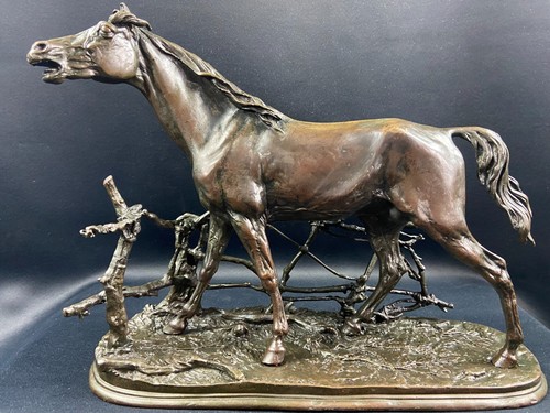 Sculpture bronze signée - en,