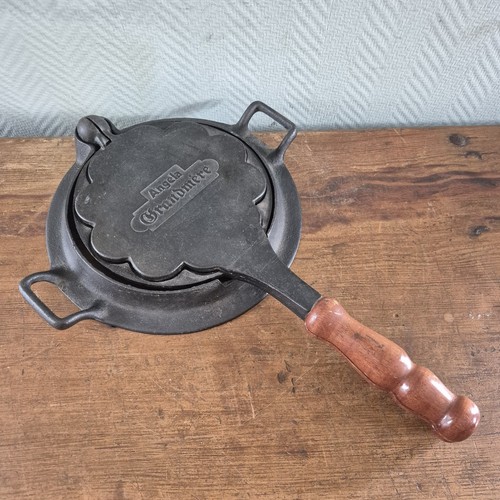 Ancien gaufrier fonte avec - ancien,
