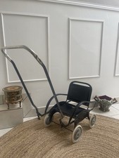 Ancienne Poussette Pour