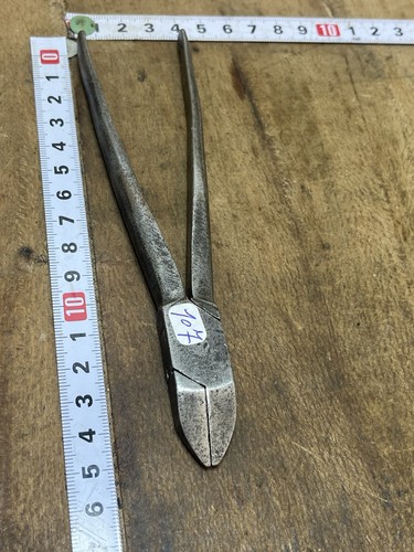 Pince coupante outil ancien - pince,