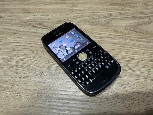 Nokia noir - e6,