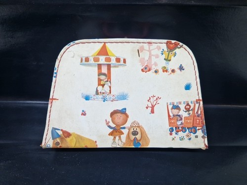 Ancienne valisette pollux le - ,