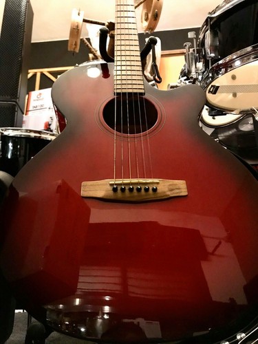 Guitare acoustique cort - guitare,