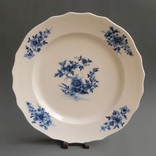 Tournai porcelain - scalloped plate - Ronda - Porcelain Doornik - 19th century