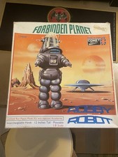 Maquette 1:8 ROBBY ROBOT