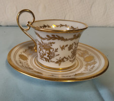 Tasse et sous tasse en