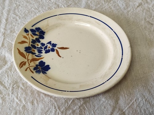 Ancienne assiette demi - assiette, en