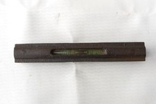 ANCIEN NIVEAU A BULLE EN ACIER