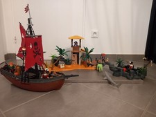 Playmobil 3938 Repaire/Ile Des Pirates + Bateau Pirate 