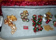 très beau lot décoration sapin traditionnel - rouge - vert - doré