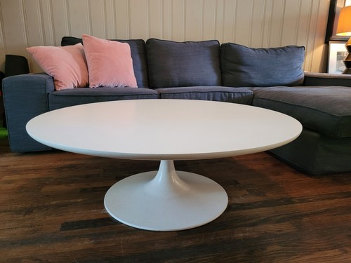 Mcm vintage round tulip - round,