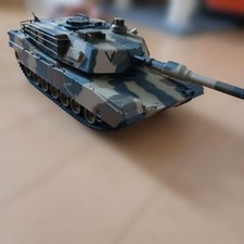 Tokyo Marui 1/24 RC Tank Abrams couleur camouflage avec télécommande BB
