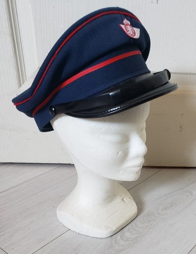 Coiffure casquette militaire - ,
