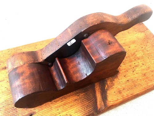 Old tool outil ancien - , /