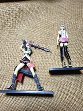 FFXIII Final Fantasy 2-Figure Bundle Claire Serah Lightning Figurines