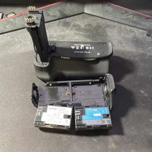 Canon e21 battery grip - bg-e21,