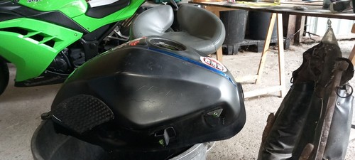 Réservoir moto - réservoir,