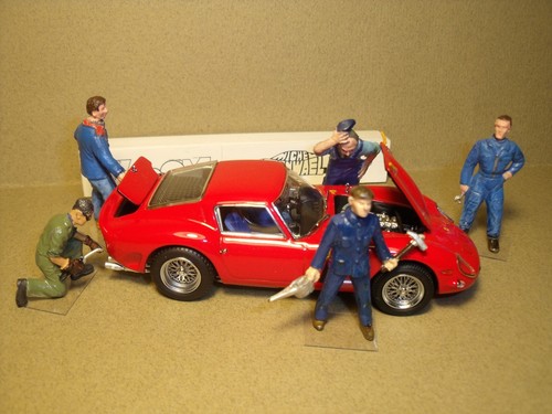 Figurines set 405 - 1/43,