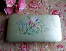 ANCIENNE BOÎTE DE DRAGÉES