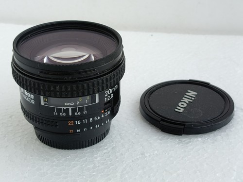 Objectif grand angle 20mm - , f