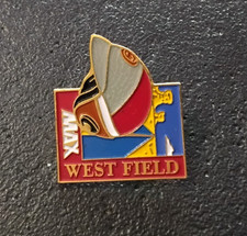 Pin’s Casque Max VTT Magasin Westfield (169)