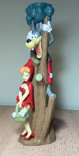 Figurine chaperon rouge - chaperon, loup