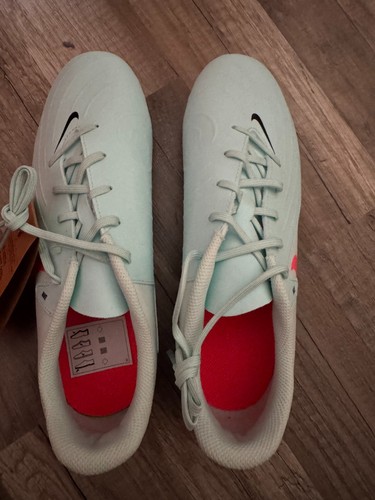 Crampon neuf - , 41