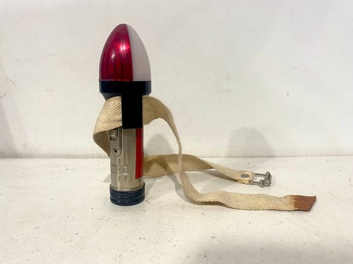 Ancienne lampe portable - ancienne,
