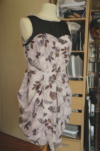 Dorothy perkins robe pin - pin, up