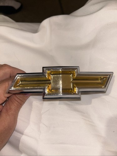 Nos chevy nova emblem 1973 - nos,