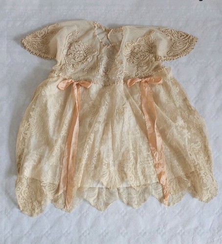 Ancienne robe en - ,